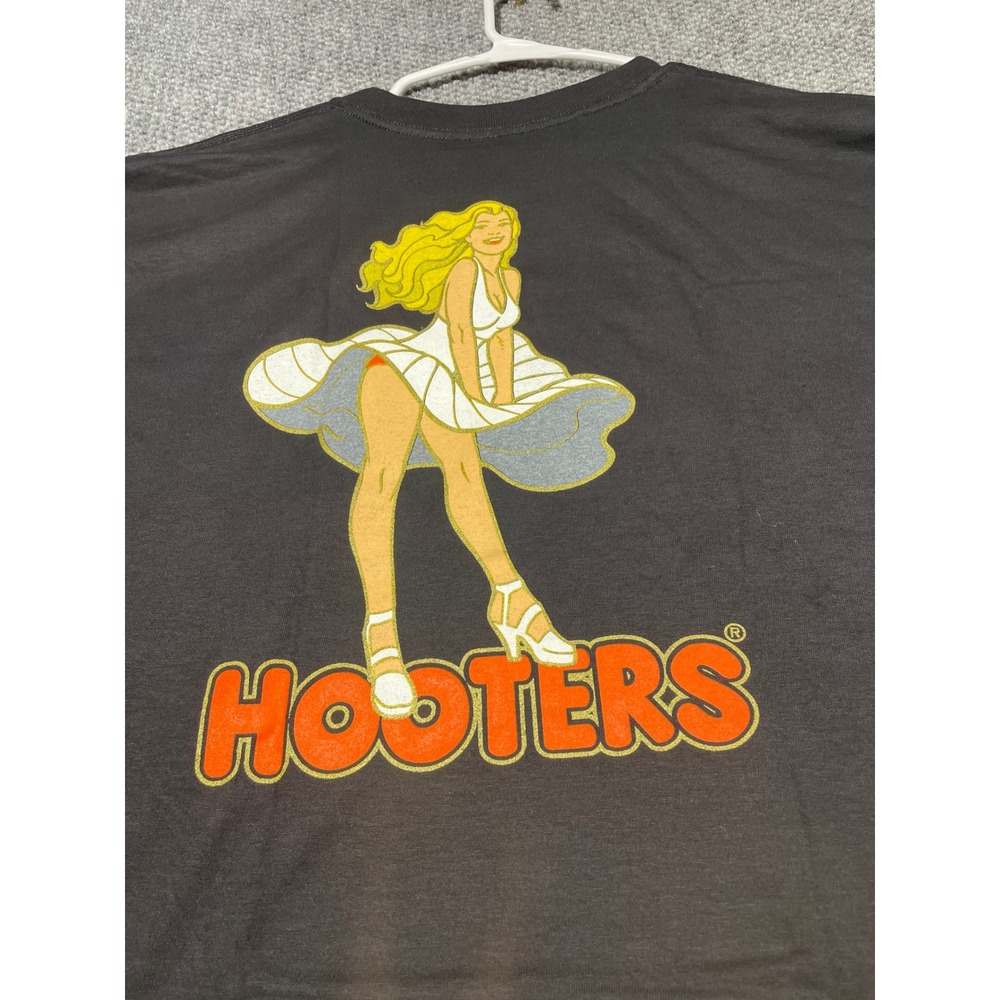 Hooters Hollywood Y2k Graphic T-Shirt XL Black Gildan Ultra Cotton Pinup